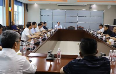 市委副書記、市長(zhǎng)李兵蒞臨寶泰隆座談?wù){(diào)研